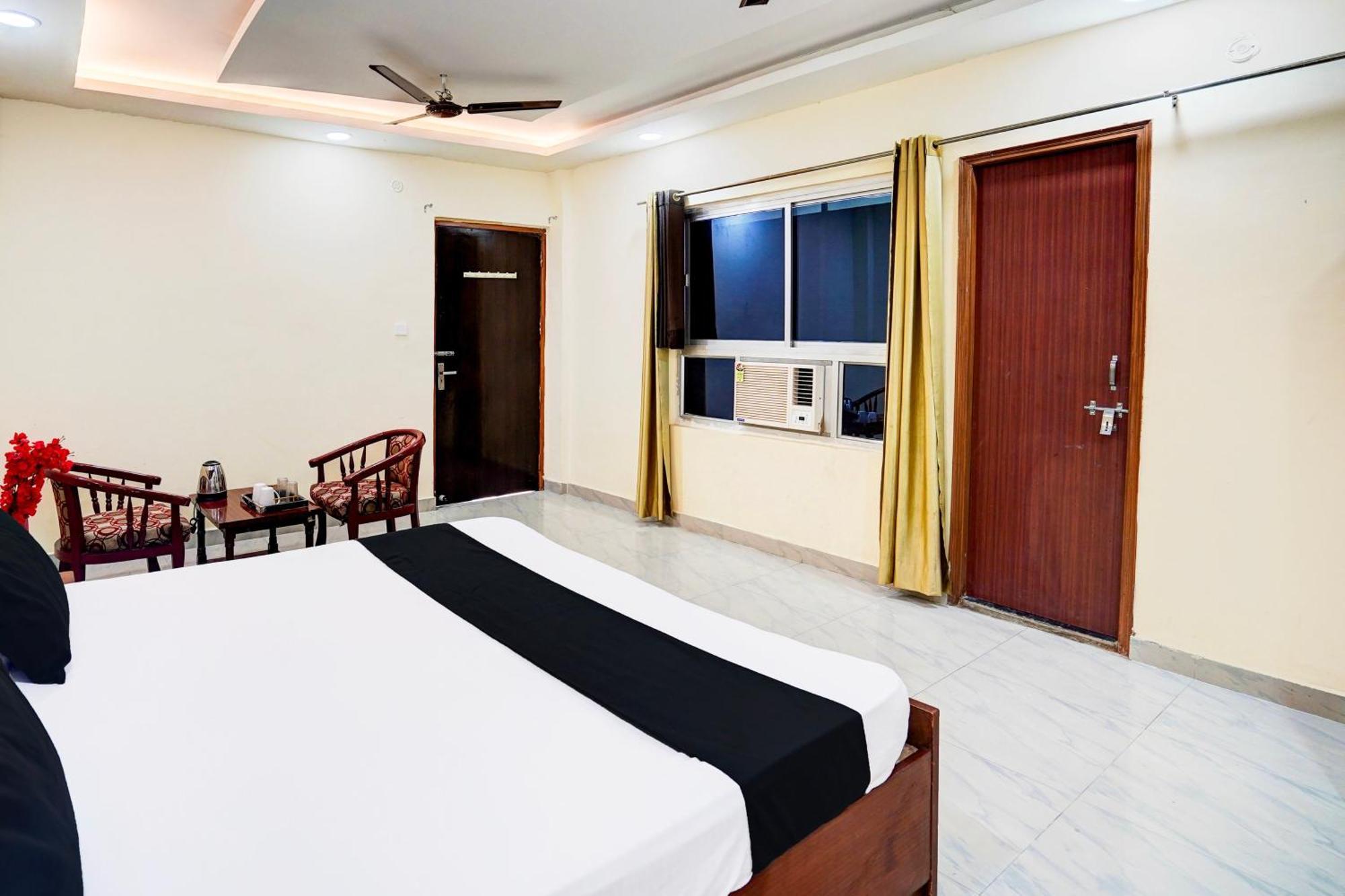 Hotel O Nova Resorts & Luxury Farm Raebareli Εξωτερικό φωτογραφία
