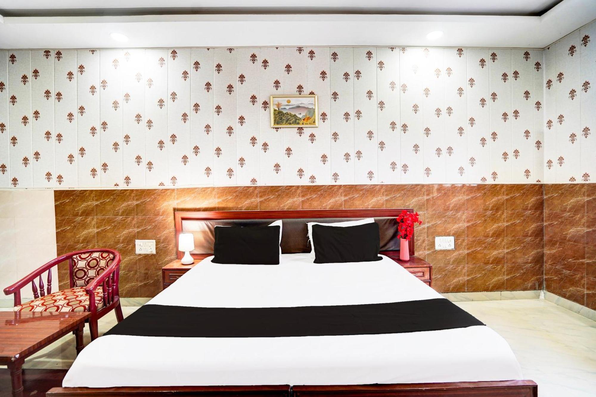 Hotel O Nova Resorts & Luxury Farm Raebareli Εξωτερικό φωτογραφία