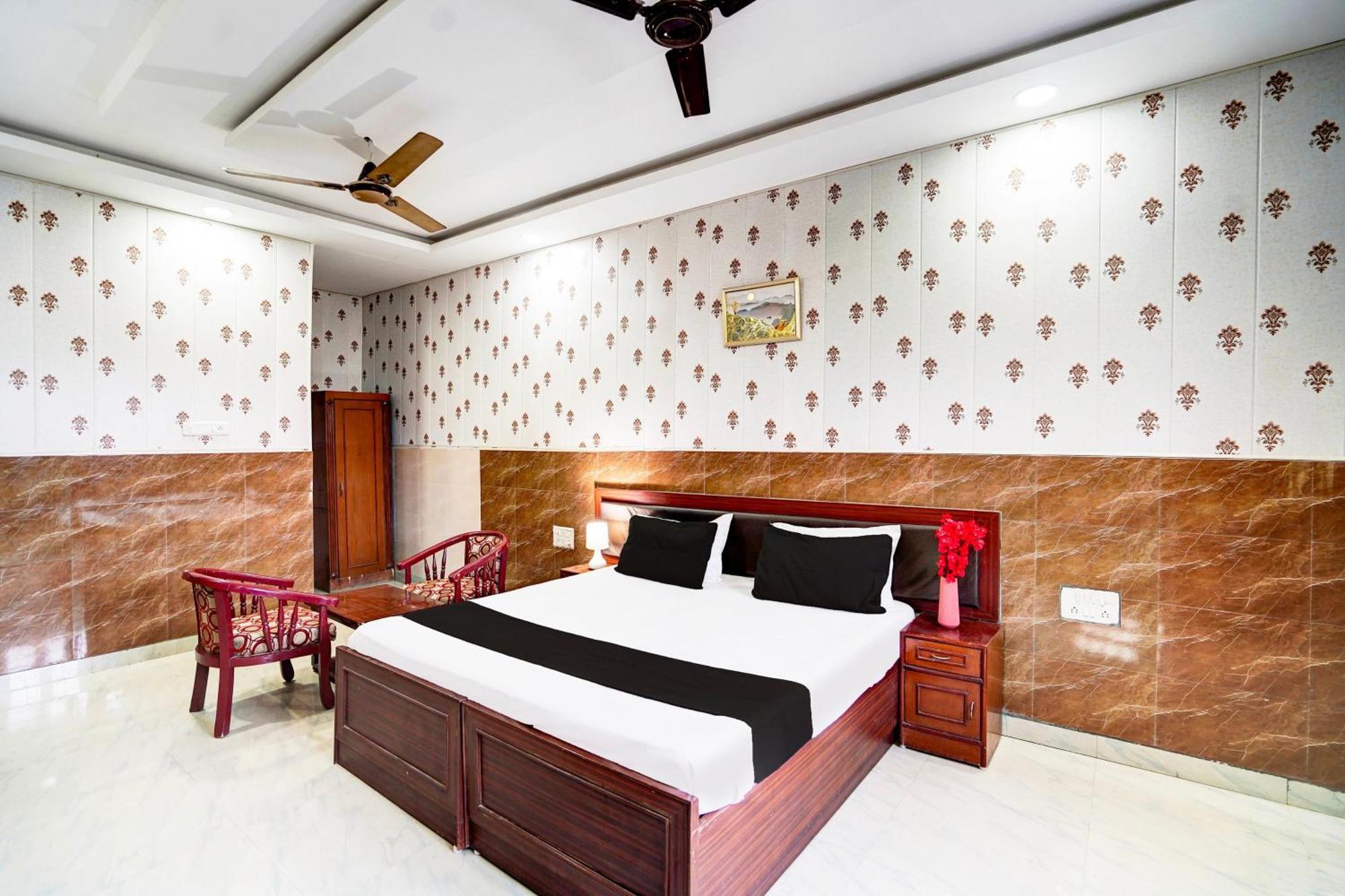Hotel O Nova Resorts & Luxury Farm Raebareli Εξωτερικό φωτογραφία