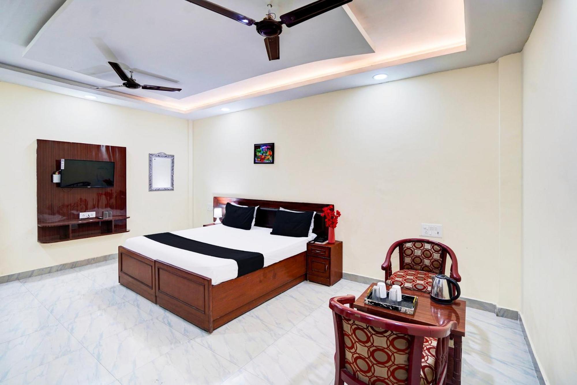 Hotel O Nova Resorts & Luxury Farm Raebareli Εξωτερικό φωτογραφία